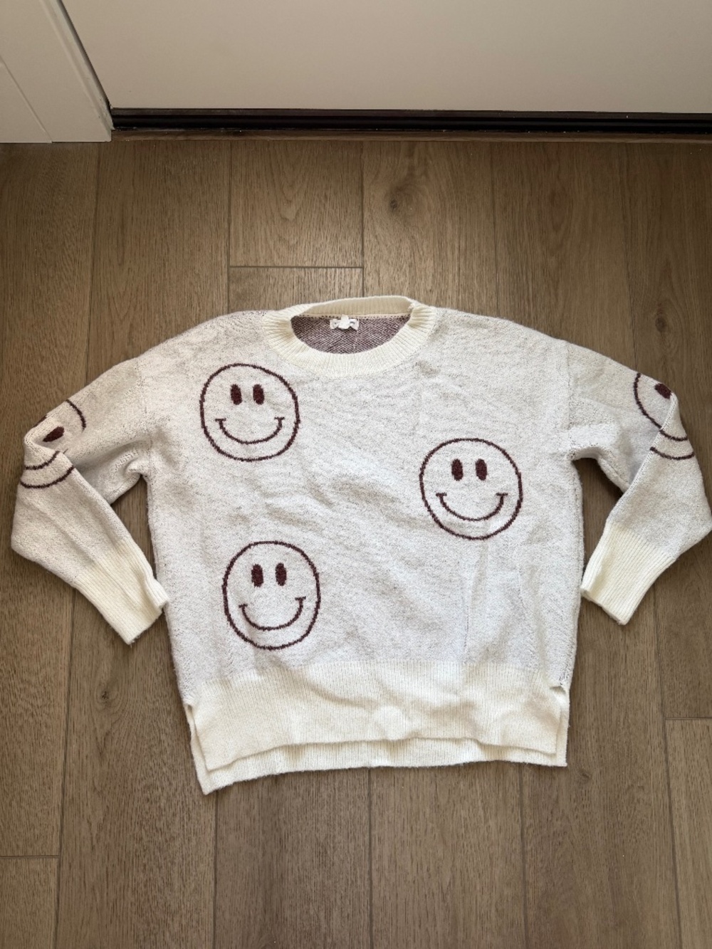 Newbury Kustom smiley face sweater